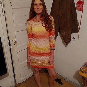 Nice lace dress, never worn size small by C, half sleeves and silk inside gown